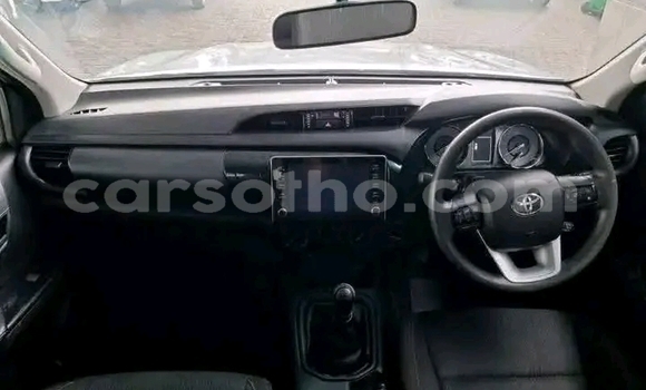 اشتري مستعمل Toyota Hilux White سيارة في Maseru في Maseru اشتري مستعمل Toyota Hilux White سيارة في Maseru في Maseru