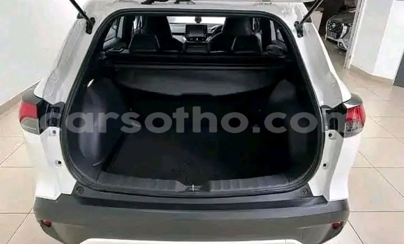 Buy Used Toyota Corolla Cross White Car in Maseru in Maseru Buy Used Toyota Corolla Cross White Car in Maseru in Maseru