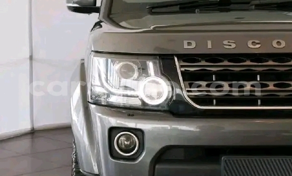 Sayi Na hannu Land Rover Discovery Silver Mota in Maseru a Maseru Sayi Na hannu Land Rover Discovery Silver Mota in Maseru a Maseru
