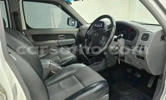 اشتري مستعمل Nissan NP 300 White سيارة في Maseru في Maseru اشتري مستعمل Nissan NP 300 White سيارة في Maseru في Maseru