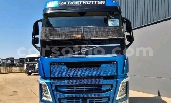 اشتري مستعمل Volvo 440 Blue سيارة في Maseru في Maseru