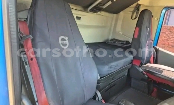 اشتري مستعمل Volvo 440 Blue سيارة في Maseru في Maseru اشتري مستعمل Volvo 440 Blue سيارة في Maseru في Maseru