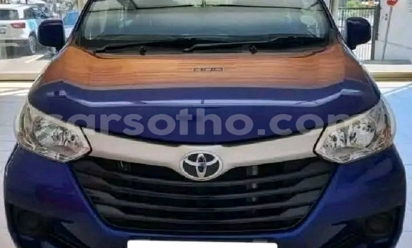 Sayi Na hannu Toyota Avanza Blue Mota in Maseru a Maseru