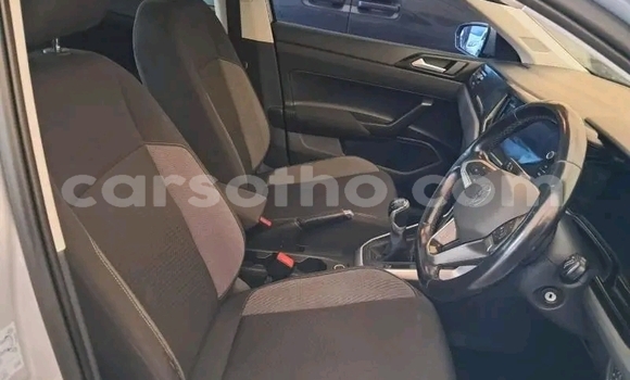 Sayi Na hannu Volkswagen Polo Silver Mota in Maseru a Maseru Sayi Na hannu Volkswagen Polo Silver Mota in Maseru a Maseru