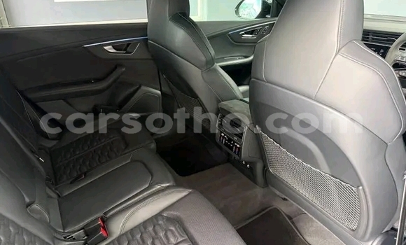 Acheter Occasion Voiture Audi RS Q3 Gris à Maseru, Maseru Acheter Occasion Voiture Audi RS Q3 Gris à Maseru, Maseru