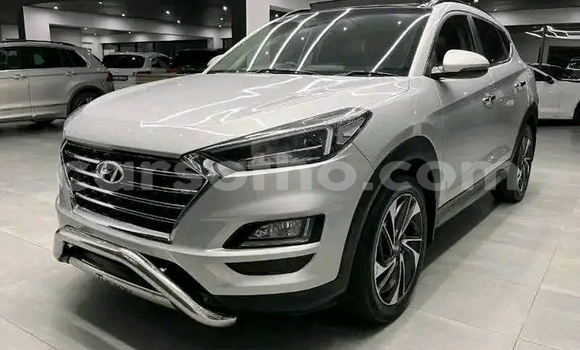 اشتري مستعمل Hyundai Tucson Silver سيارة في Maseru في Maseru