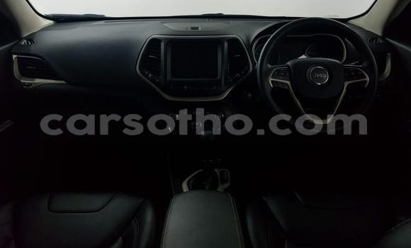 Acheter Occasion Voiture Jeep Cherokee Gris à Maputsoe, Leribe Acheter Occasion Voiture Jeep Cherokee Gris à Maputsoe, Leribe