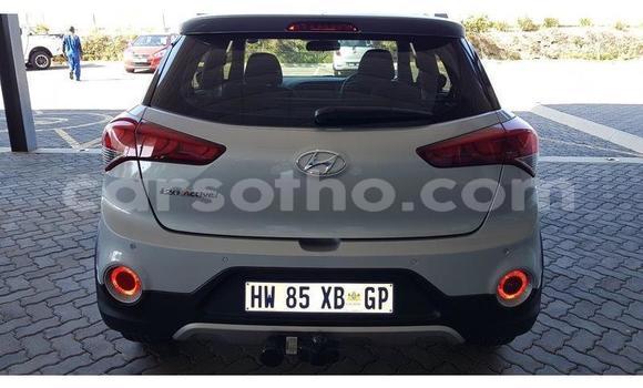 Sayi Na hannu Hyundai i20 Silver Mota in Maseru a Maseru Sayi Na hannu Hyundai i20 Silver Mota in Maseru a Maseru