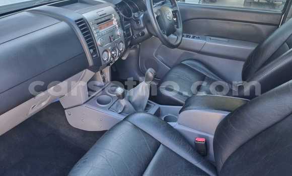 Acheter Occasion Voiture Toyota Hilux Blanc à Maseru, Maseru Acheter Occasion Voiture Toyota Hilux Blanc à Maseru, Maseru