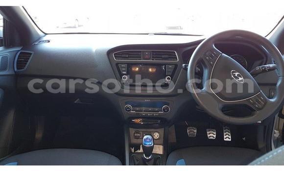 Sayi Na hannu Hyundai i20 Silver Mota in Maseru a Maseru Sayi Na hannu Hyundai i20 Silver Mota in Maseru a Maseru