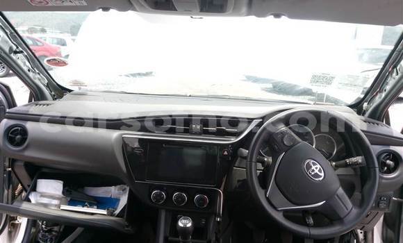 Acheter Occasion Voiture Toyota Corolla Blanc à Maseru, Maseru Acheter Occasion Voiture Toyota Corolla Blanc à Maseru, Maseru