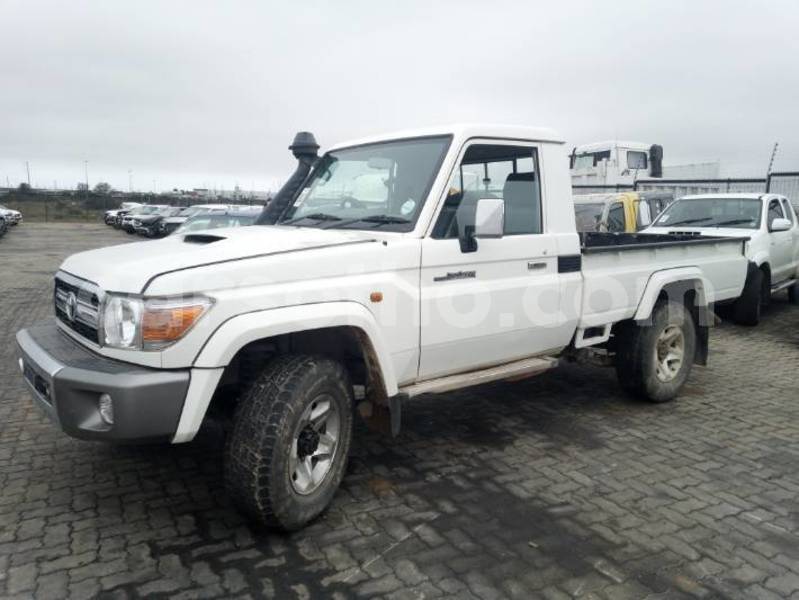 Big with watermark toyota hilux maseru maseru 30428