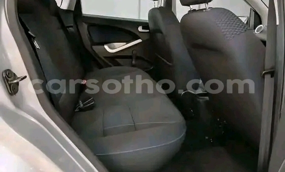 Acheter Occasion Voiture Ford Fiesta Gris à Maseru, Maseru Acheter Occasion Voiture Ford Fiesta Gris à Maseru, Maseru