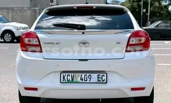 اشتري مستعمل Toyota Starlet White سيارة في Maseru في Maseru اشتري مستعمل Toyota Starlet White سيارة في Maseru في Maseru