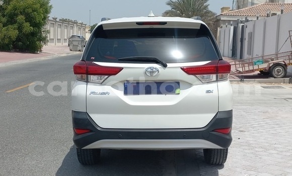 اشتري مستعمل Toyota Rush White سيارة في Maseru في Maseru اشتري مستعمل Toyota Rush White سيارة في Maseru في Maseru