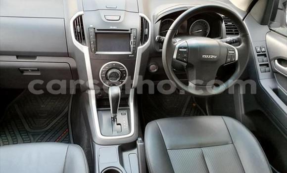 Sayi Na hannu Isuzu KB Red Mota in Maseru a Maseru Sayi Na hannu Isuzu KB Red Mota in Maseru a Maseru