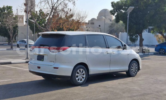 اشتري مستعمل Toyota Previa White سيارة في Maseru في Maseru اشتري مستعمل Toyota Previa White سيارة في Maseru في Maseru