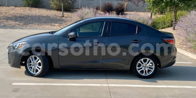 Big with watermark toyota yaris maseru maseru 30443