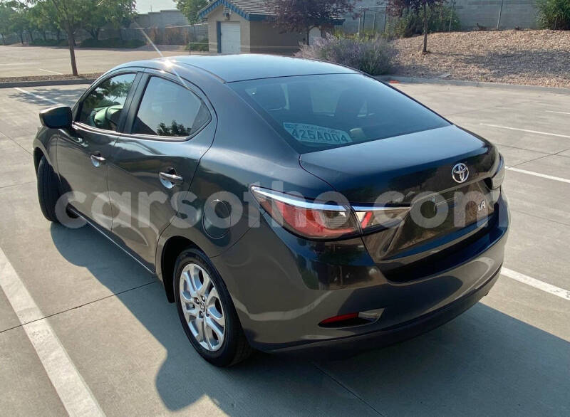 Big with watermark toyota yaris maseru maseru 30443