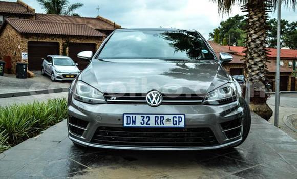 Sayi Na hannu Volkswagen Golf R Silver Mota in Maseru a Maseru Sayi Na hannu Volkswagen Golf R Silver Mota in Maseru a Maseru