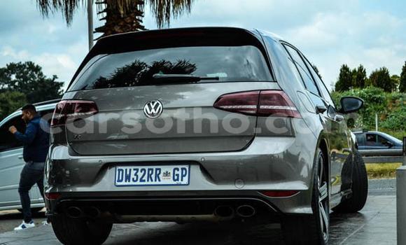 Sayi Na hannu Volkswagen Golf R Silver Mota in Maseru a Maseru Sayi Na hannu Volkswagen Golf R Silver Mota in Maseru a Maseru