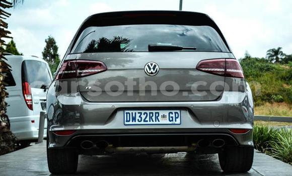 Sayi Na hannu Volkswagen Golf R Silver Mota in Maseru a Maseru Sayi Na hannu Volkswagen Golf R Silver Mota in Maseru a Maseru