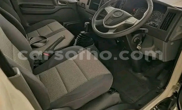 Acheter Occasion Voiture JAC M5 Blanc à Maseru, Maseru Acheter Occasion Voiture JAC M5 Blanc à Maseru, Maseru