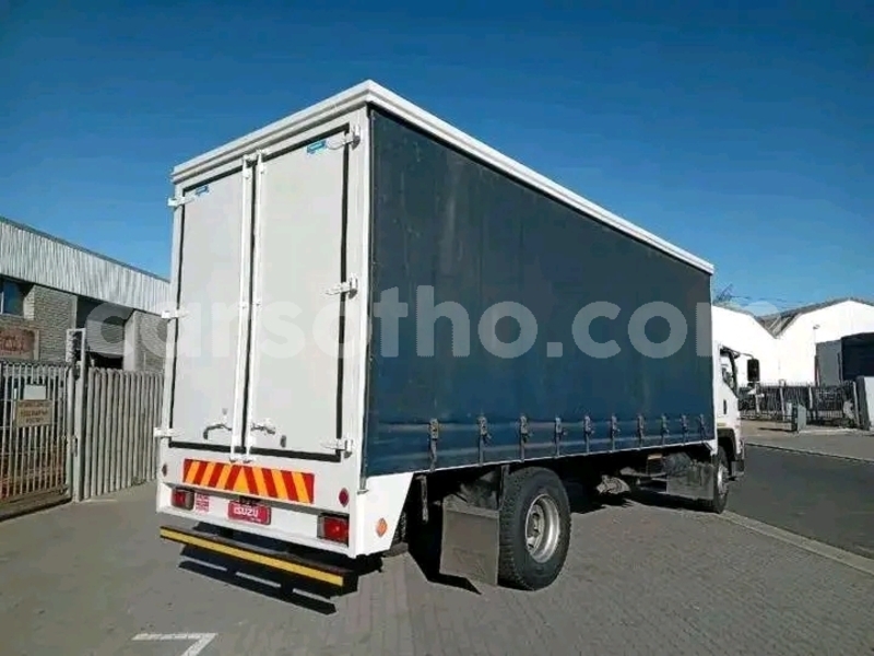 Big with watermark isuzu d max x series maseru maseru 30456
