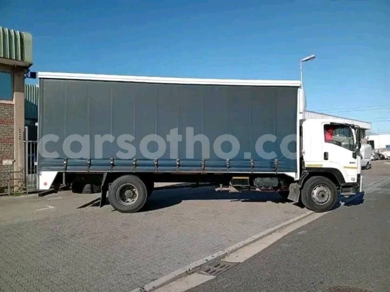 Big with watermark isuzu d max x series maseru maseru 30456