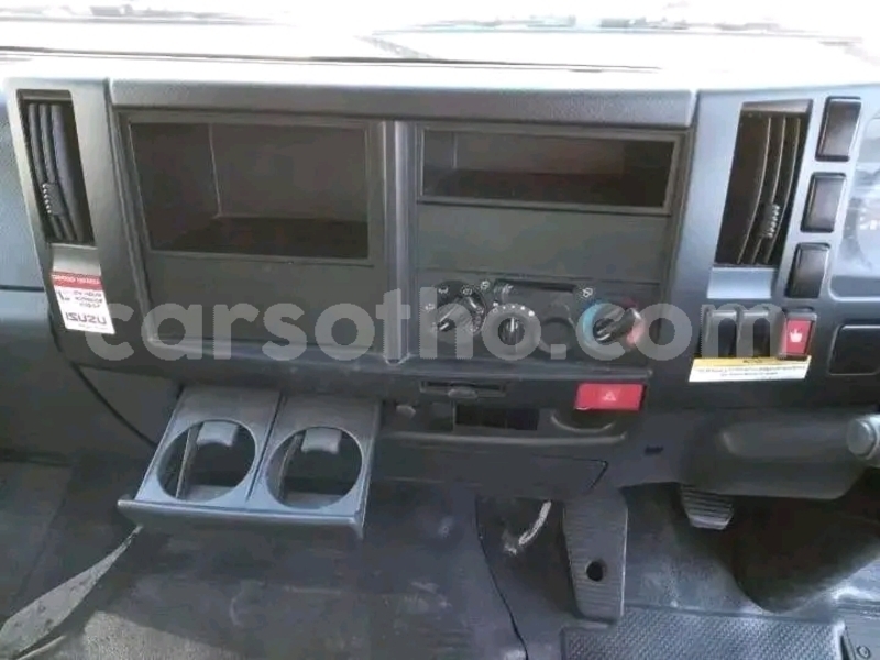 Big with watermark isuzu d max x series maseru maseru 30456