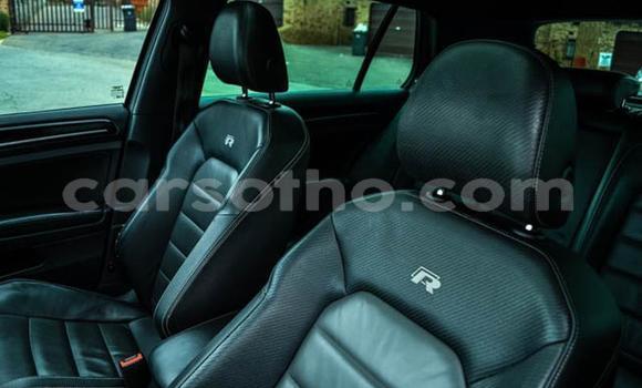 Sayi Na hannu Volkswagen Golf R Silver Mota in Maseru a Maseru Sayi Na hannu Volkswagen Golf R Silver Mota in Maseru a Maseru