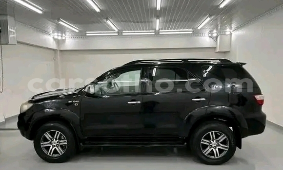 اشتري مستعمل Toyota Fortuner Silver سيارة في Maseru في Maseru اشتري مستعمل Toyota Fortuner Silver سيارة في Maseru في Maseru