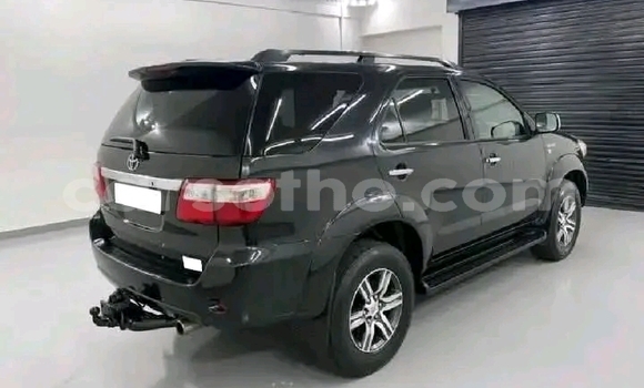 اشتري مستعمل Toyota Fortuner Silver سيارة في Maseru في Maseru اشتري مستعمل Toyota Fortuner Silver سيارة في Maseru في Maseru