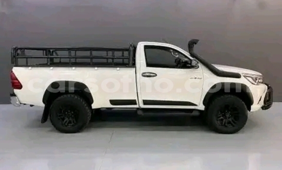 اشتري مستعمل Toyota Hilux White سيارة في Maseru في Maseru اشتري مستعمل Toyota Hilux White سيارة في Maseru في Maseru