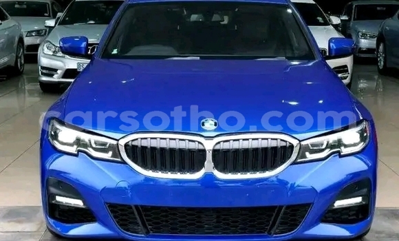 اشتري مستعمل BMW 3–Series Blue سيارة في Maseru في Maseru
