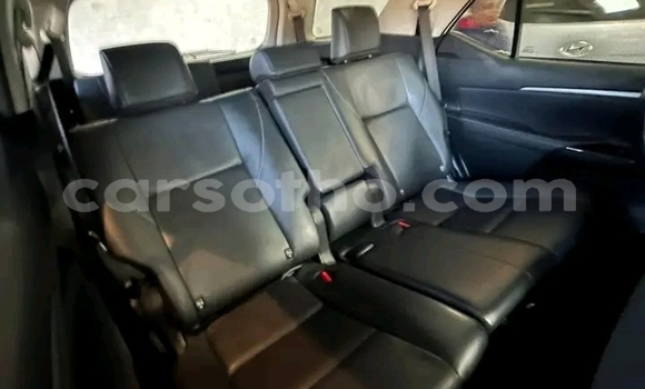 Buy Used Toyota Fortuner White Car in Maseru in Maseru Buy Used Toyota Fortuner White Car in Maseru in Maseru