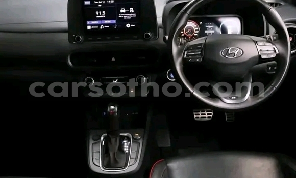 Buy Used Hyundai Kona Red Car in Maseru in Maseru Buy Used Hyundai Kona Red Car in Maseru in Maseru