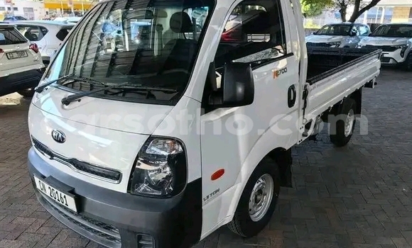 Acheter Occasion Voiture Kia K3 Blanc à Maseru, Maseru Acheter Occasion Voiture Kia K3 Blanc à Maseru, Maseru