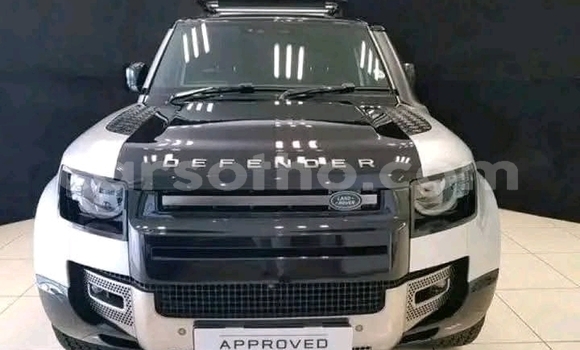 Buy Used Land Rover Defender Silver Car in Maseru in Maseru Buy Used Land Rover Defender Silver Car in Maseru in Maseru