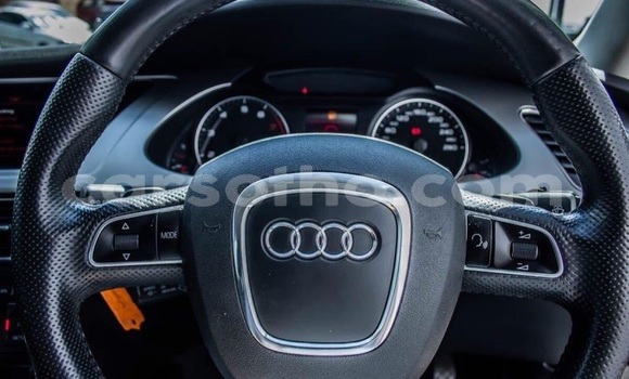 Acheter Occasion Voiture Audi A4 Blanc à Thaba–Tseka, Mafeteng Acheter Occasion Voiture Audi A4 Blanc à Thaba–Tseka, Mafeteng