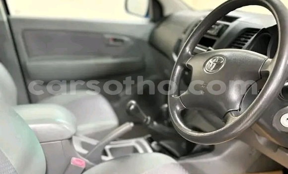 Buy Used Toyota Hilux Blue Car in Maseru in Maseru Buy Used Toyota Hilux Blue Car in Maseru in Maseru