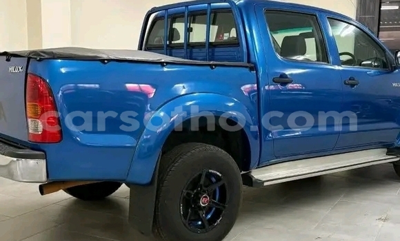 Buy Used Toyota Hilux Blue Car in Maseru in Maseru Buy Used Toyota Hilux Blue Car in Maseru in Maseru
