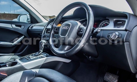 Acheter Occasion Voiture Audi A4 Blanc à Thaba–Tseka, Mafeteng Acheter Occasion Voiture Audi A4 Blanc à Thaba–Tseka, Mafeteng
