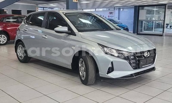 Buy Used Hyundai ix20 Silver Car in Maseru in Maseru Buy Used Hyundai ix20 Silver Car in Maseru in Maseru
