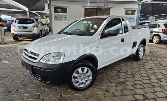 Buy Used Opel Corsa White Car in Mafeteng in Mafeteng Buy Used Opel Corsa White Car in Mafeteng in Mafeteng