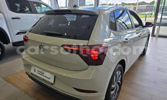 Buy Used Volkswagen Polo White Car in Mafeteng in Mafeteng Buy Used Volkswagen Polo White Car in Mafeteng in Mafeteng
