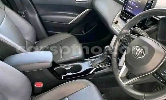 Buy Used Toyota Corolla Cross White Car in Maseru in Maseru Buy Used Toyota Corolla Cross White Car in Maseru in Maseru