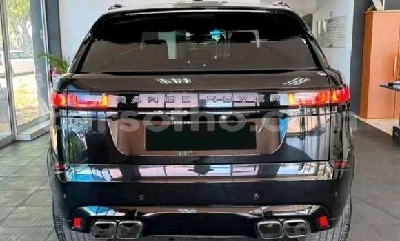 Buy Used Land Rover Defender Black Car in Maseru in Maseru Buy Used Land Rover Defender Black Car in Maseru in Maseru