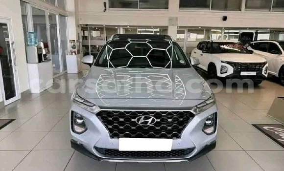 Acheter Occasion Voiture Hyundai Santa Fe Gris à Maseru, Maseru Acheter Occasion Voiture Hyundai Santa Fe Gris à Maseru, Maseru