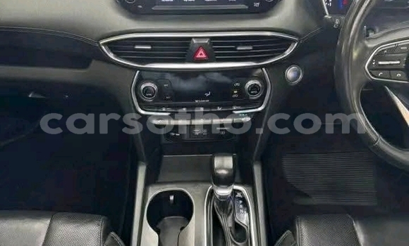 Buy Used Hyundai Santa Fe Silver Car in Maseru in Maseru Buy Used Hyundai Santa Fe Silver Car in Maseru in Maseru